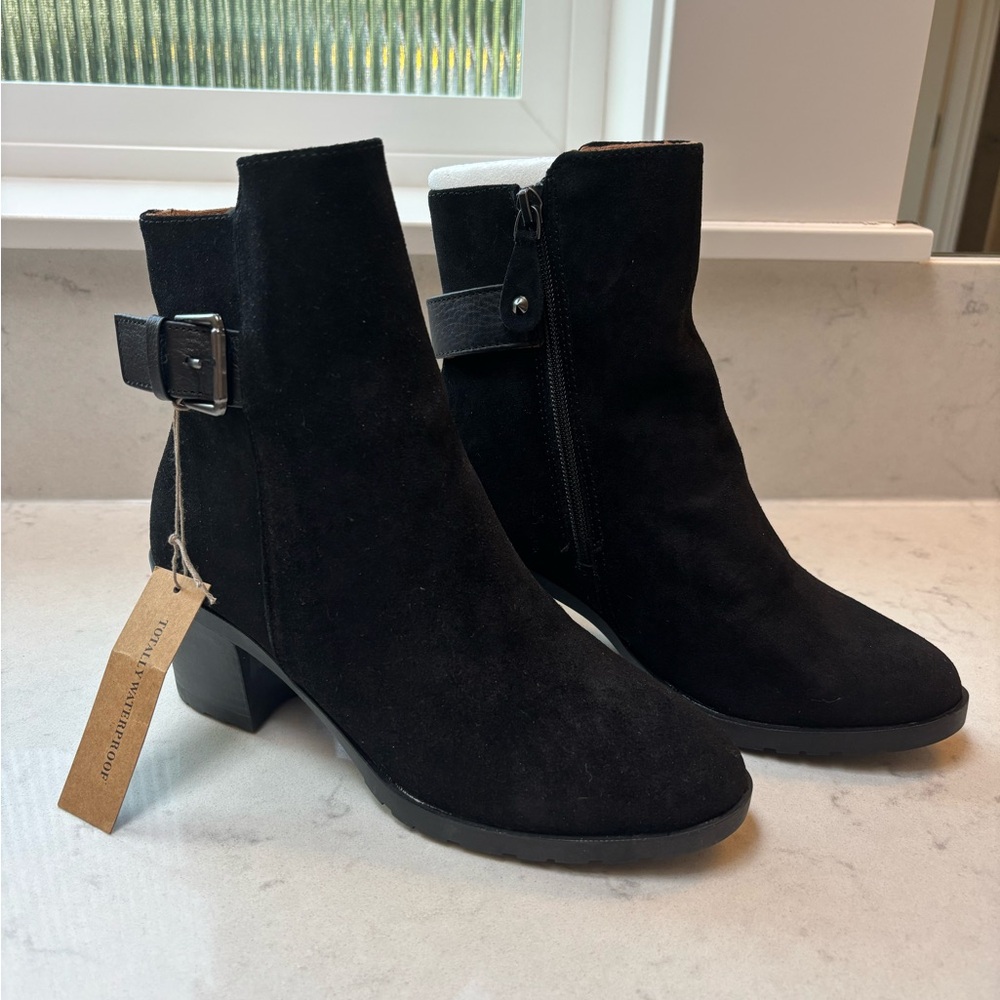 Kenneth Cole Black Ankle Booties with Buckle